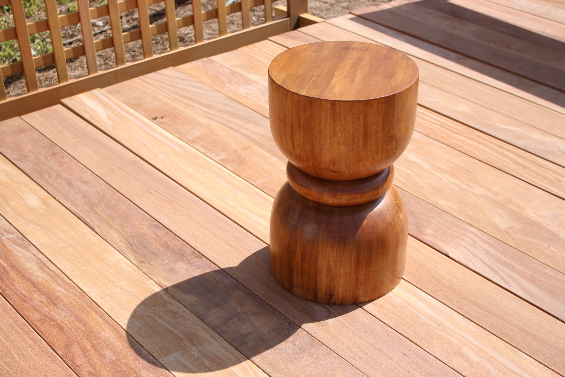 Composición de muebles en madera de alta densidad