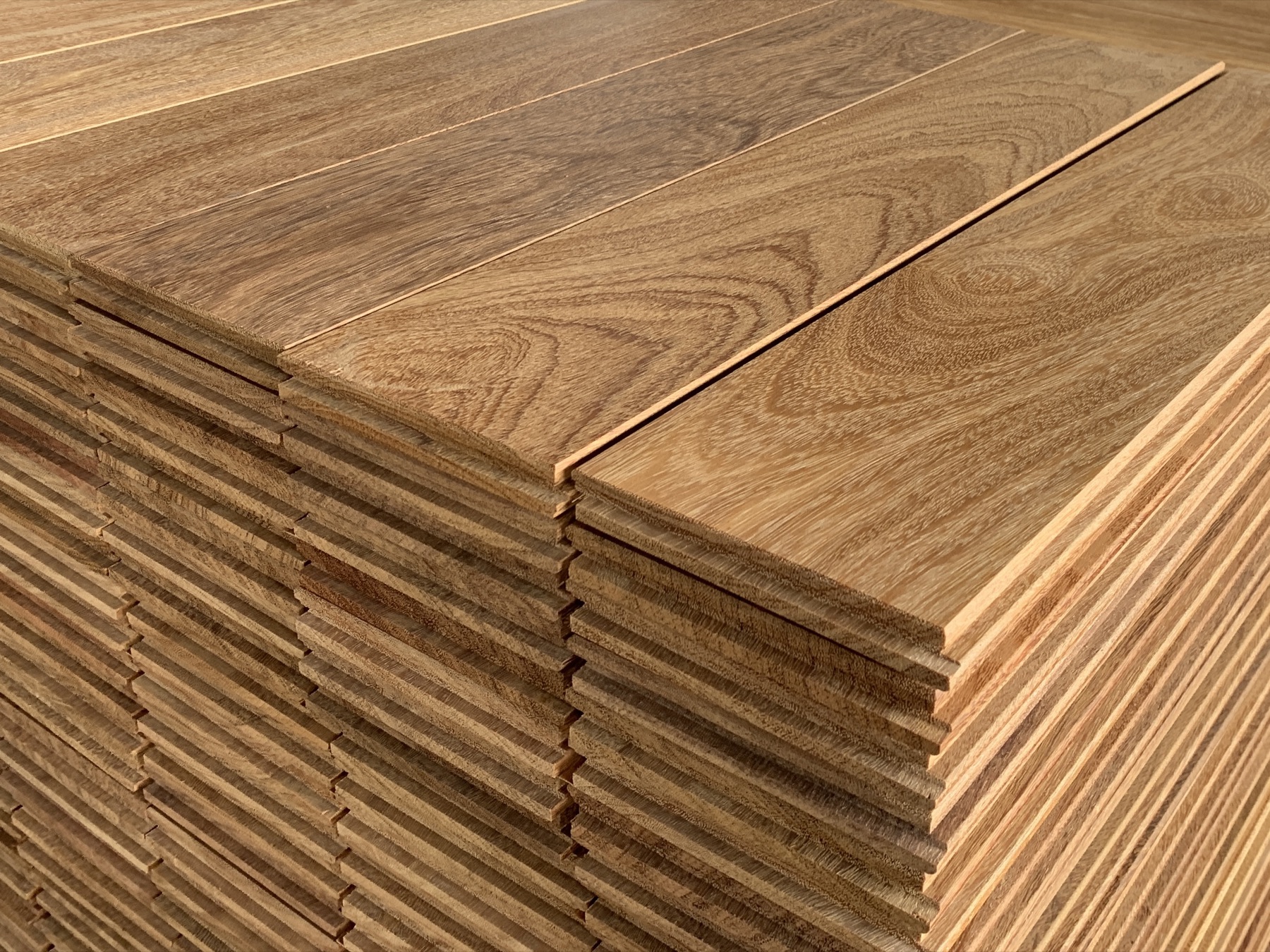 Pisos de madera de alta densidad para interior