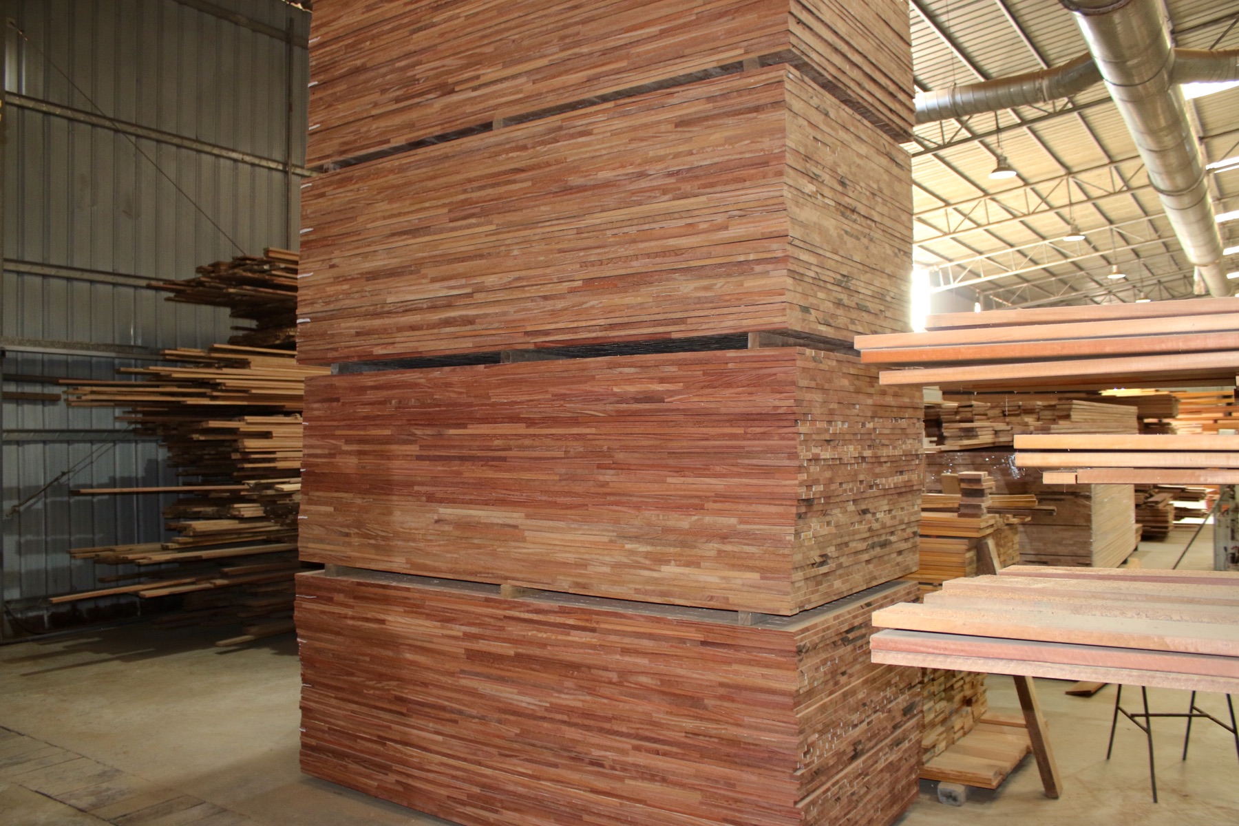 Tablero de madera de alta densidad con veta natural